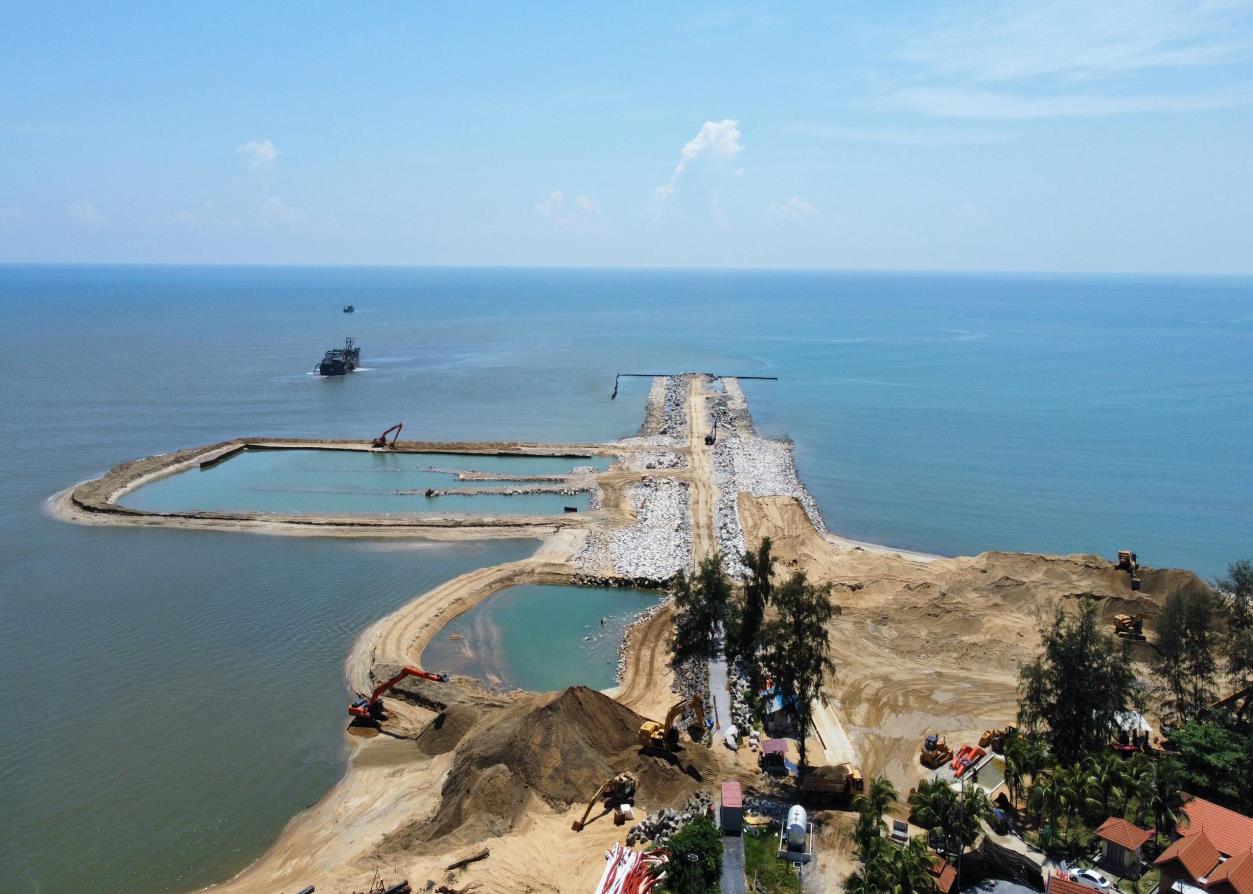 Sungai Dungun estuary conservation works
